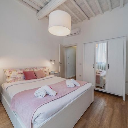 32 Nero - Florence Apartment San Niccolo Экстерьер фото