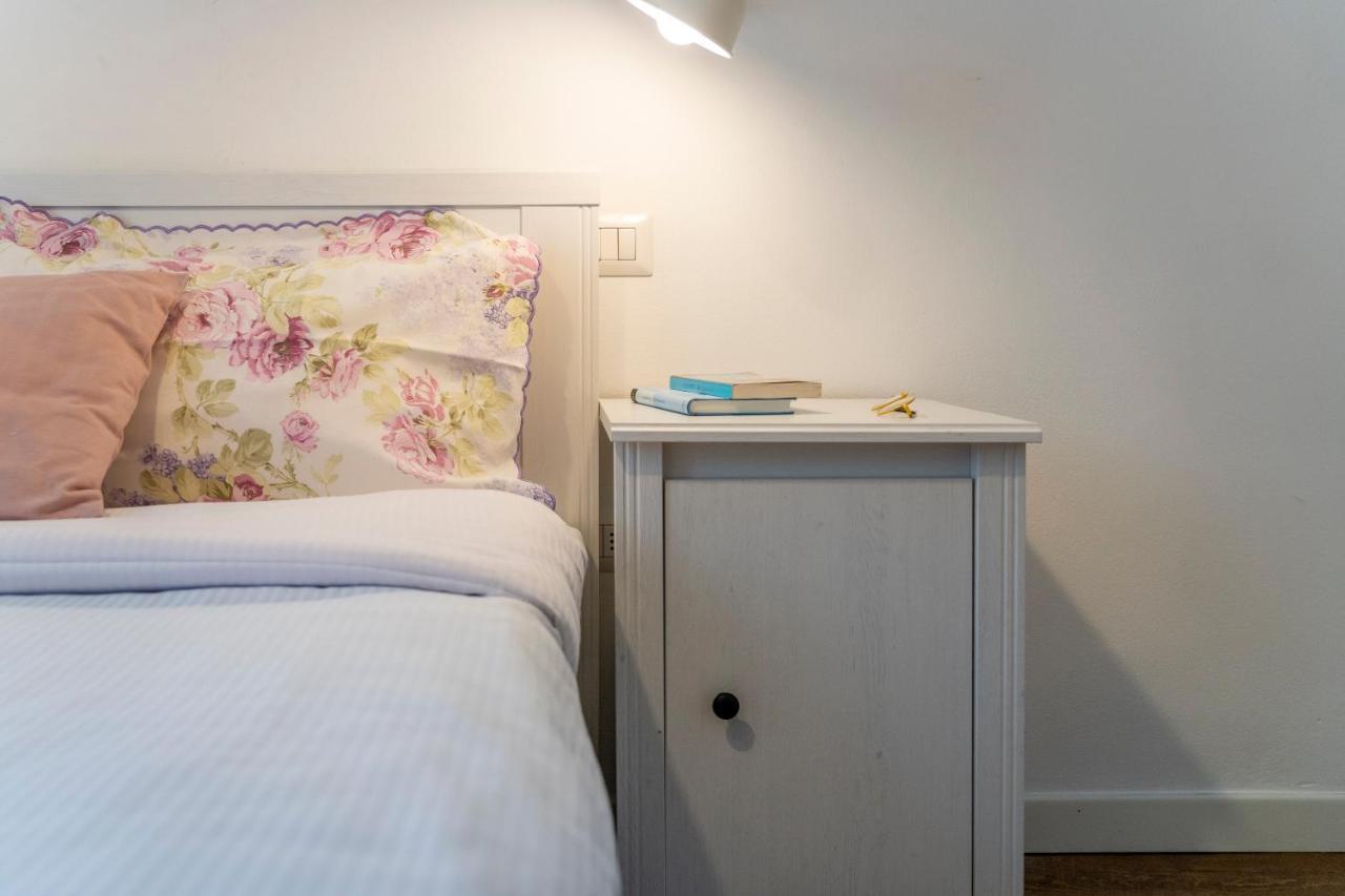 32 Nero - Florence Apartment San Niccolo Экстерьер фото